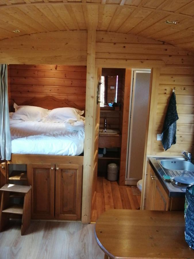 Les Roulottes De La Ferme Des Chanaux Saint-Julien-d'Ance Exteriér fotografie