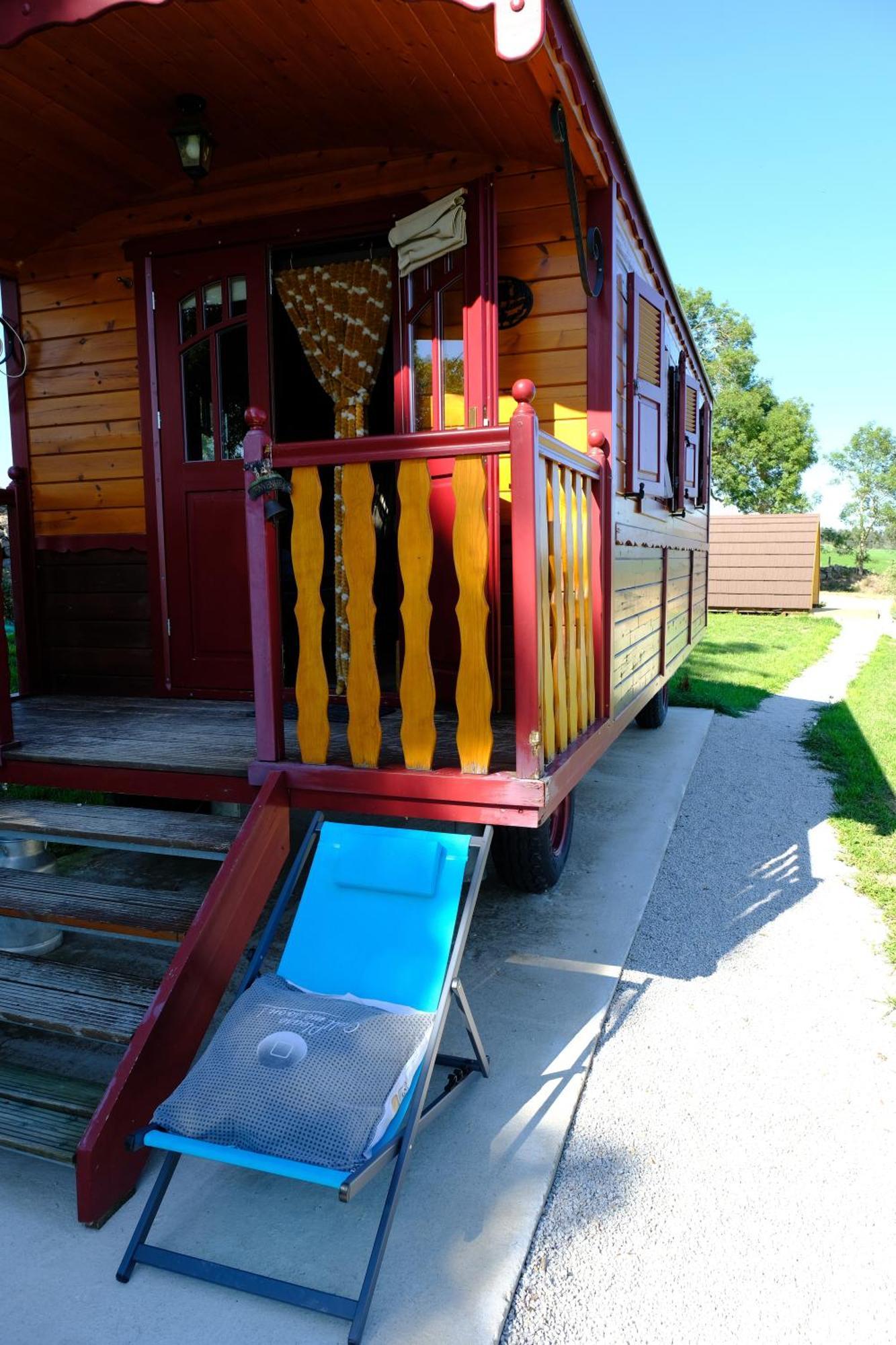 Les Roulottes De La Ferme Des Chanaux Saint-Julien-d'Ance Exteriér fotografie